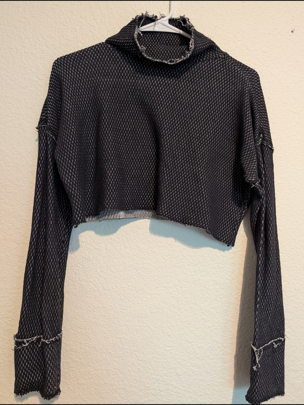 EARTHBOUND Black Cropped Mock Neck Long-Sleeve Top
